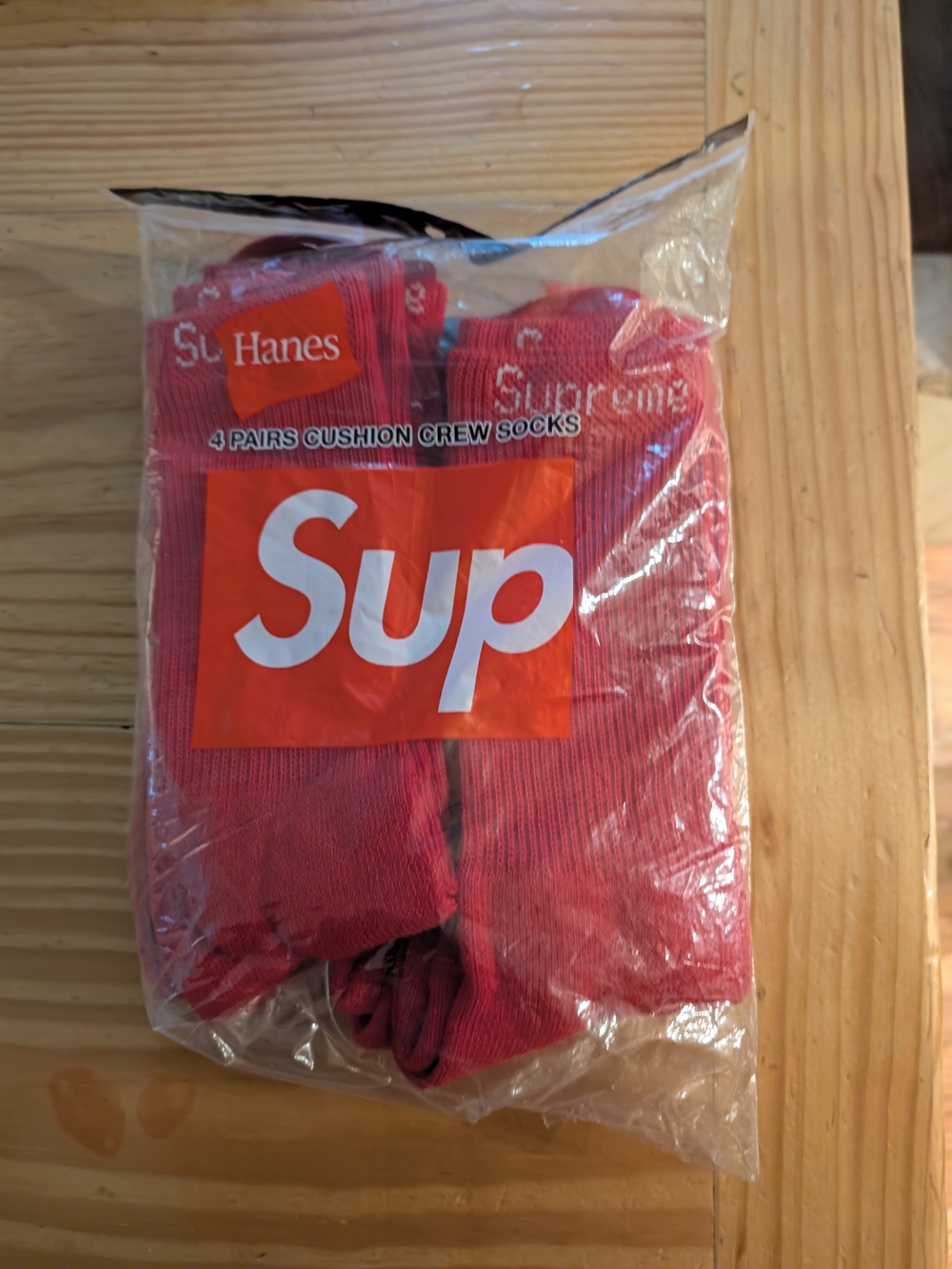 Supreme Red Crew Socks Pack - 4 Pairs